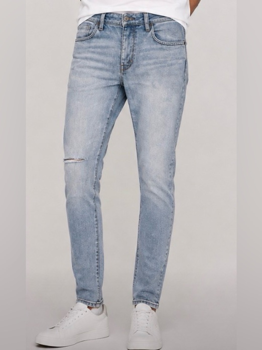 Neuw Men’s Iggy Skinny Light Blue Denim Jeans Size 31